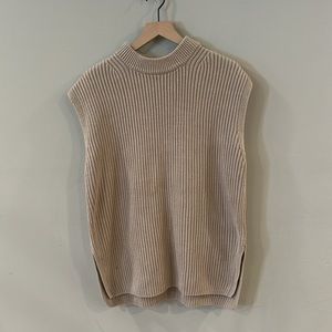 ‼️ SOLD Oversized tan mock neck sweater